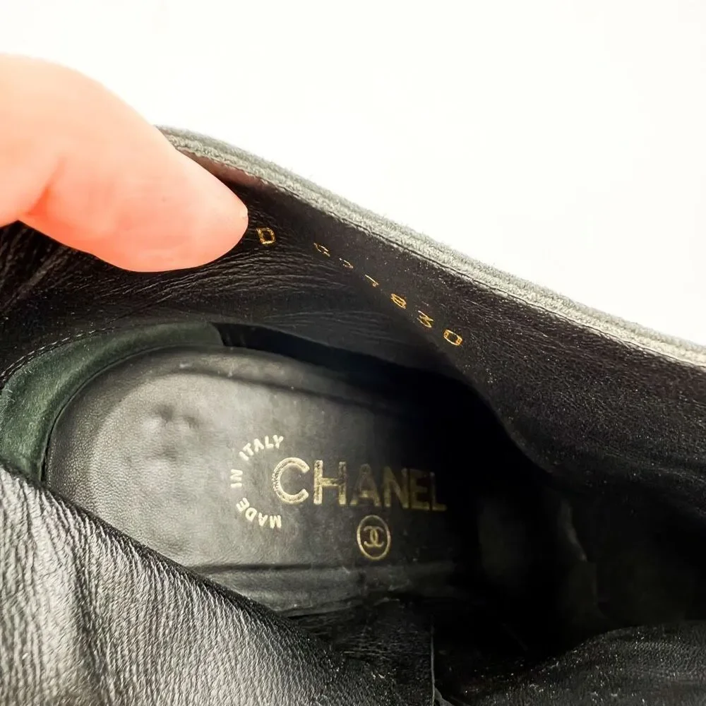 Chanel CC Cap Toe Black Suede Leather Ankle Boots Heels EU 39.5